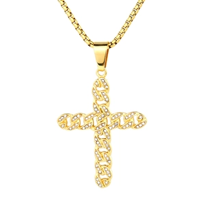 Pendentif croix classique en acier inoxydable doré avec zircons cubains et chaîne box