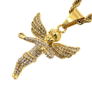 Collana con ciondolo angelo hip hop in acciaio al titanio dorato con zirconi incastonati