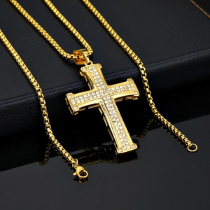 Collier pendentif croix hip hop punk plaqué or en acier inoxydable avec cristaux brillants