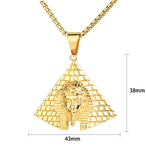 Collana con ciondolo a piramide del faraone egiziano dorato con catena di perle 38x43mm