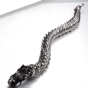 Retro stainless steel dragon bone chain bracelet with intricate dragon head carving