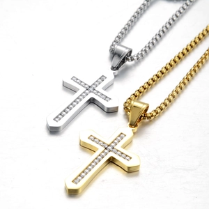 Σετ κολιέ με μενταγιόν σταυρό σε ασημί και χρυσό, διακοσμημένο με διαμάντια ζιργκόν