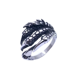 Vintage Stainless Steel Dragon Claw Ring For Men Hip Hop Punk Gothic Antique Silver Color Relief Finger Band Ring Jewelry