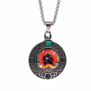 Collar con colgante budista pintado de estilo étnico con turquesa y cadena de espiga