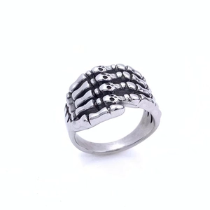 Men Gothic Skull Hand Ring Stainless Steel Punk Skeleton Ghost Claw Ring Distressed Antique Silver Jewelry For Men Gift
