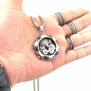 Steampunk skull mechanical gear pendant necklace in vintage silver steel for men