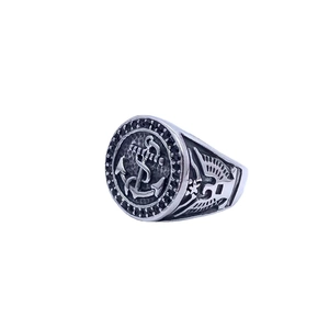Anello con ancora vintage da uomo in acciaio inossidabile con strass neri e aquila