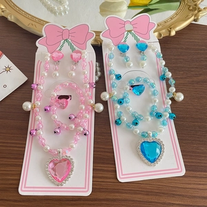 Exquisite beaded jewelry set for girls with heart pendant necklace and bracelet