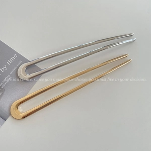 Forcine per capelli minimaliste a forma di U in oro e argento in metallo lucido a specchio