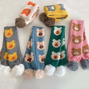 Écharpe Tricotée Dessin Animé Ours Mignon pour Enfants Bébé Hiver Cache-Col Chaud Avec Pompons en Peluche Design Croisé Garçons Filles