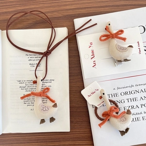 Handmade Cartoon Goose Fabric Jewelry Set For Kids Beige Linen Cotton Hair Clip Hair Tie And Necklace Cute Animal Gift