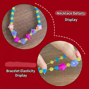 Set di gioielli colorati in acrilico con fiori per bambine, collana e bracciale elastico