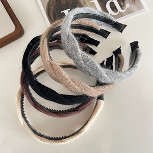 Serre-tête Tricoté Tressé pour Femmes Automne Hiver Motif Torsade Couleur Unie Antidérapant avec Dents Accessoire Cheveux Coréen