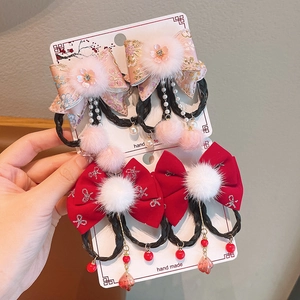 Traditionelle chinesische Neujahrs Haarspangen mit roten Schleifen und Quasten für Mädchen
