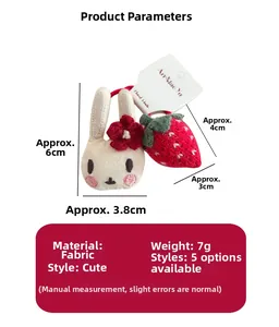Détail des chouchous lapin en tissu et fraise tricotée avec mesures de taille
