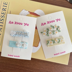 Ensemble de barrettes à fleurs brodées à la main avec dentelle et perles pour filles