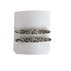 Set of two French acetate hair barrettes with leopard print and elegant leaf shape