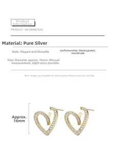 Vue détaillée des boucles d'oreilles cœur de 16mm en argent massif et zircons