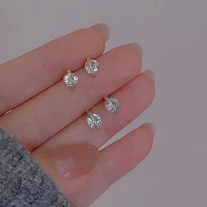 Boucles d'oreilles planète élégantes avec zircon et anneaux de cristal en or et argent