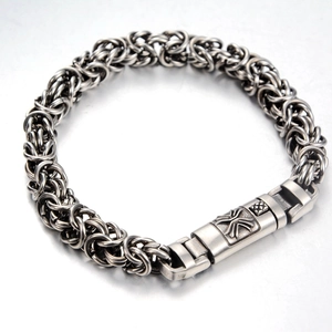Herren-Byzanz-Armband aus Edelstahl in Vintage-Silber mit kunstvoller Totemschließe