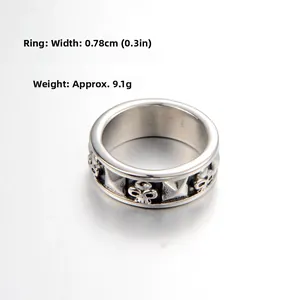 Macro detail of silver punk skull ring showing 0.78cm width and 9.1g weight specifications