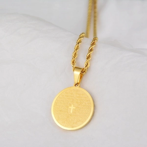 Collier médaille prière ronde dorée avec pendentif croix et chaîne torsadée mixte