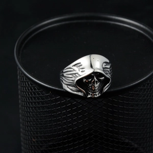 Gothic skull ring with hooded cloak in vintage silver titanium steel for men and women