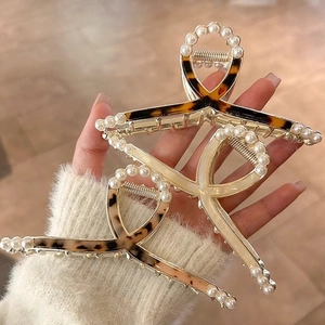 Elegant Acetate Hair Claw Clip With Faux Artificial Pearls And Leopard Print Cross Design Shark Clip For Women Daily Hair Accessories
