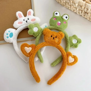 Simpatiche fasce in peluche con ricami di coniglio, rana e orso per capelli e cosmetica