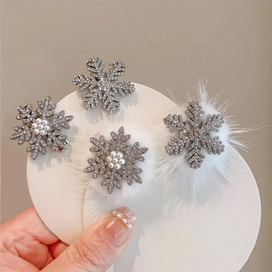 Winter Schneeflocke Haarklammern Mit Strass Und Plüschball Kunstperle Silber Legierung Entenschnabel Clips Für Damen Mädchen Weihnachten Accessoire