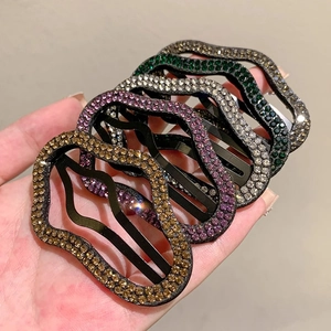 Set di 5 fermagli per capelli ondulati con strass colorati per acconciature da donna