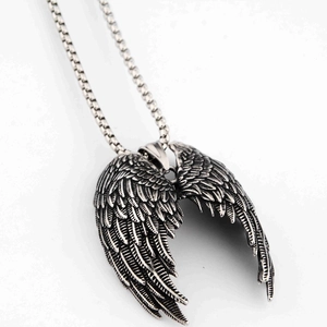 Collier avec pendentif ailes d'ange rétro en acier inoxydable et chaîne de style vintage