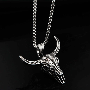 Pendentif tête de taureau gothique en acier argenté vintage pour style hip hop
