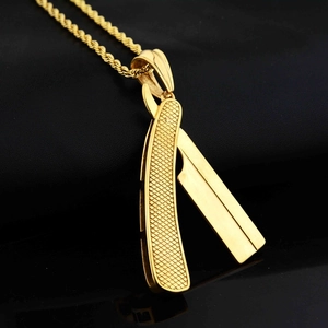Hip hop style gold razor pendant necklace made of titanium steel with a gold rope chain