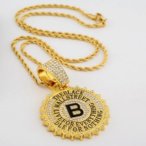 Hip hop gold necklace with iced-out round B pendant and thick twisted rope chain