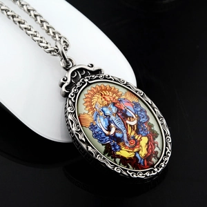 Ethno Ganesha Anhänger Halskette mit bunter religiöser Kunst und Vintage Silberkette