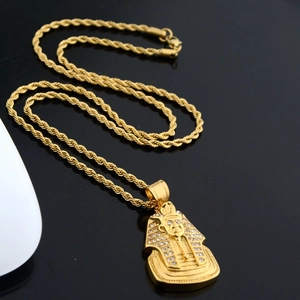 Collana hip hop con ciondolo faraone egiziano Tutankhamon e zirconi su catena a corda