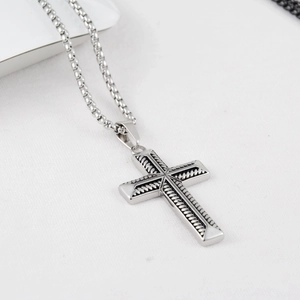 Retro stainless steel cross pendant necklace with box chain for men and women