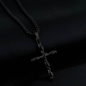 Collier hip-hop en acier inoxydable noir avec pendentif croix torsadée et chaîne box pour hommes et femmes