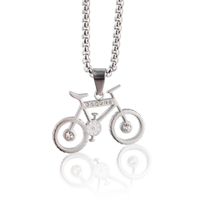 Collier avec pendentif vélo hip hop en acier inoxydable argenté et strass brillants