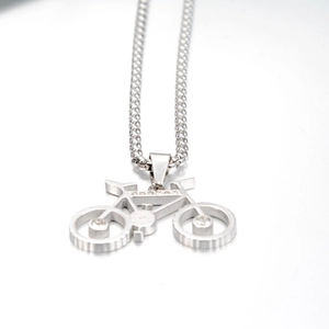Collier pendentif vélo en argent hip hop avec cristaux étincelants et chaîne gourmette unisexe