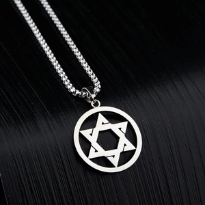 Collier Pendentif Hexagramme en Acier Titane Minimaliste pour Hommes Femmes Étoile de David Chaîne Vénitienne Bijoux Mode Retro Punk Hip Hop