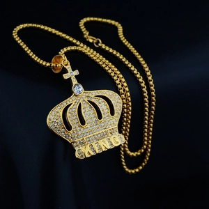 Pendente corona croce hip hop con incisione King e catena box dorata per uomo e donna