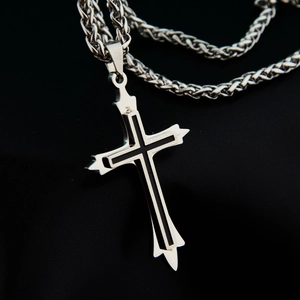 Collana hip hop retrò con ciondolo a doppia croce in acciaio inossidabile da uomo