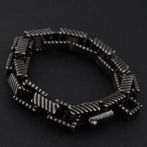 Industrial black square Cuban chain bracelet in textured stainless steel for men and women
