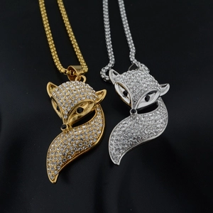 Collier Pendentif Renard en Acier au Titane Hip Hop pour Hommes Femmes Bijoux de Style Urbain avec Strass Étincelants