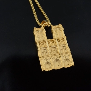 Hip hop gold Notre Dame Cathedral relief pendant necklace with box chain for men and women
