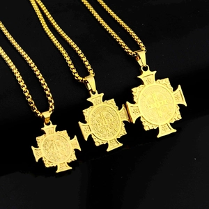 Collar con Colgante de Cruz Medalla de San Benito de Acero de Titanio Vintage Joyería Religiosa Gótica Chapada en Oro Para Hombres Mujeres