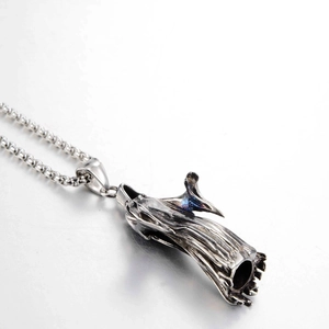 Duistere fantasy reaper hanger ketting in vintage zilveren afwerking met box ketting