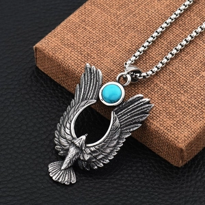 Collier Pendentif Aigle en Acier Titane Vintage pour Hommes Femmes Argent Antique Incrustation de Turquoise Artificielle Bijoux Biker Hip Hop